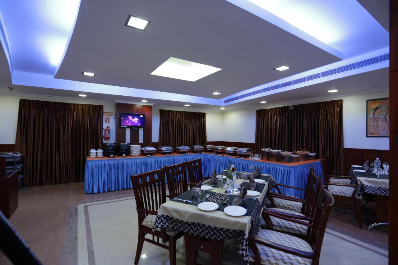 Hotel White City North Paravur Exterior foto